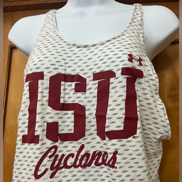 ISU Iowa State Cyclones Under Armour Loose Fit Tank Top Size Medium - Picture 2 of 9